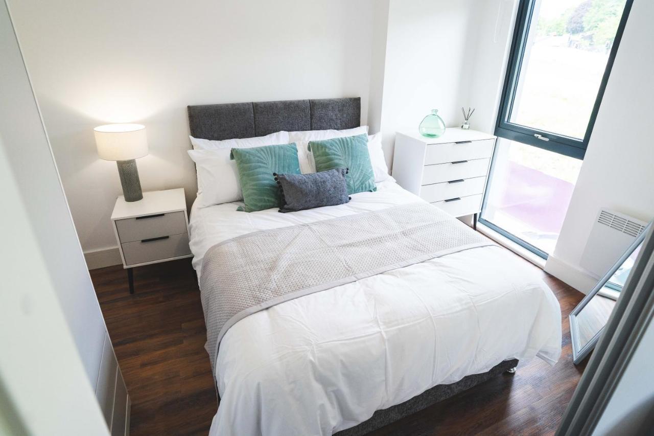 Modern Apartment - City Centre - Free Wi-Fi - New Шеффілд Екстер'єр фото